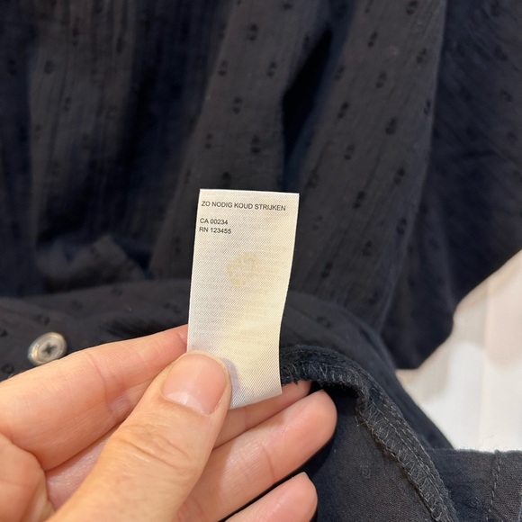 Lord & Taylor Lightweight Textured Button Front Blouse Sz 1X Retro Dot Grunge - Picture 9 of 9